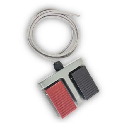 Ποδοδιακόπτης διπλός με επαναφορά 3Α/220V